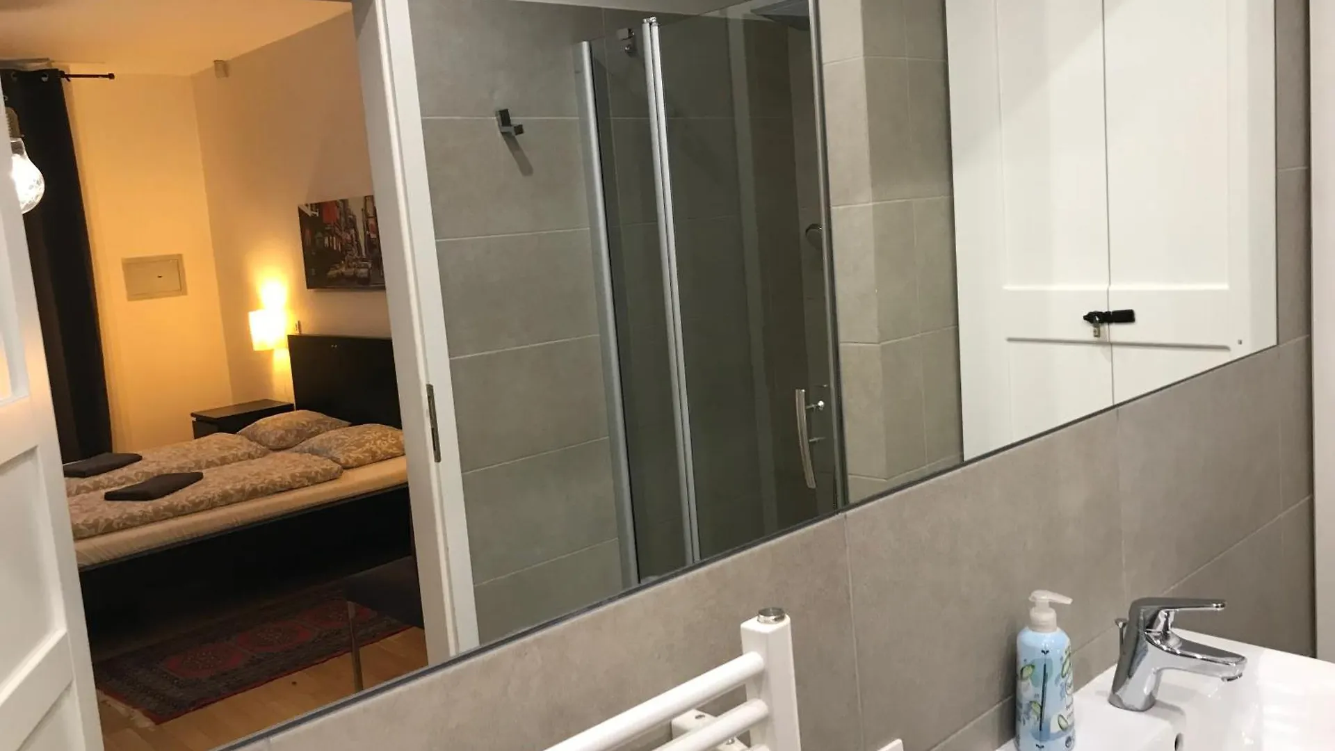 B&B Krocinova براغ فندق مبيت وإفطار